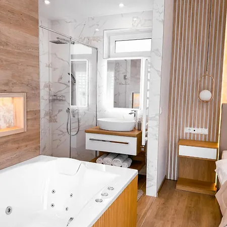 Aparthotel Twin Premium