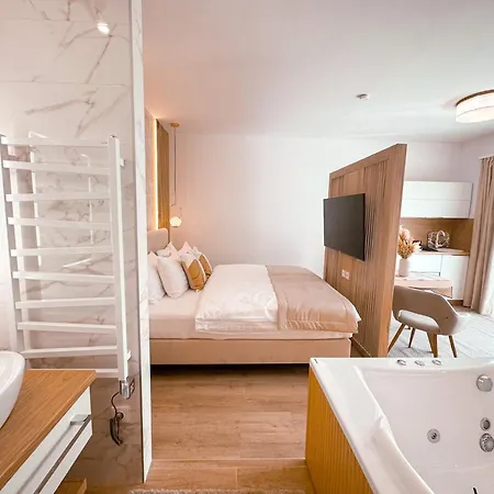 Apartmanhotel Twin Premium 4*